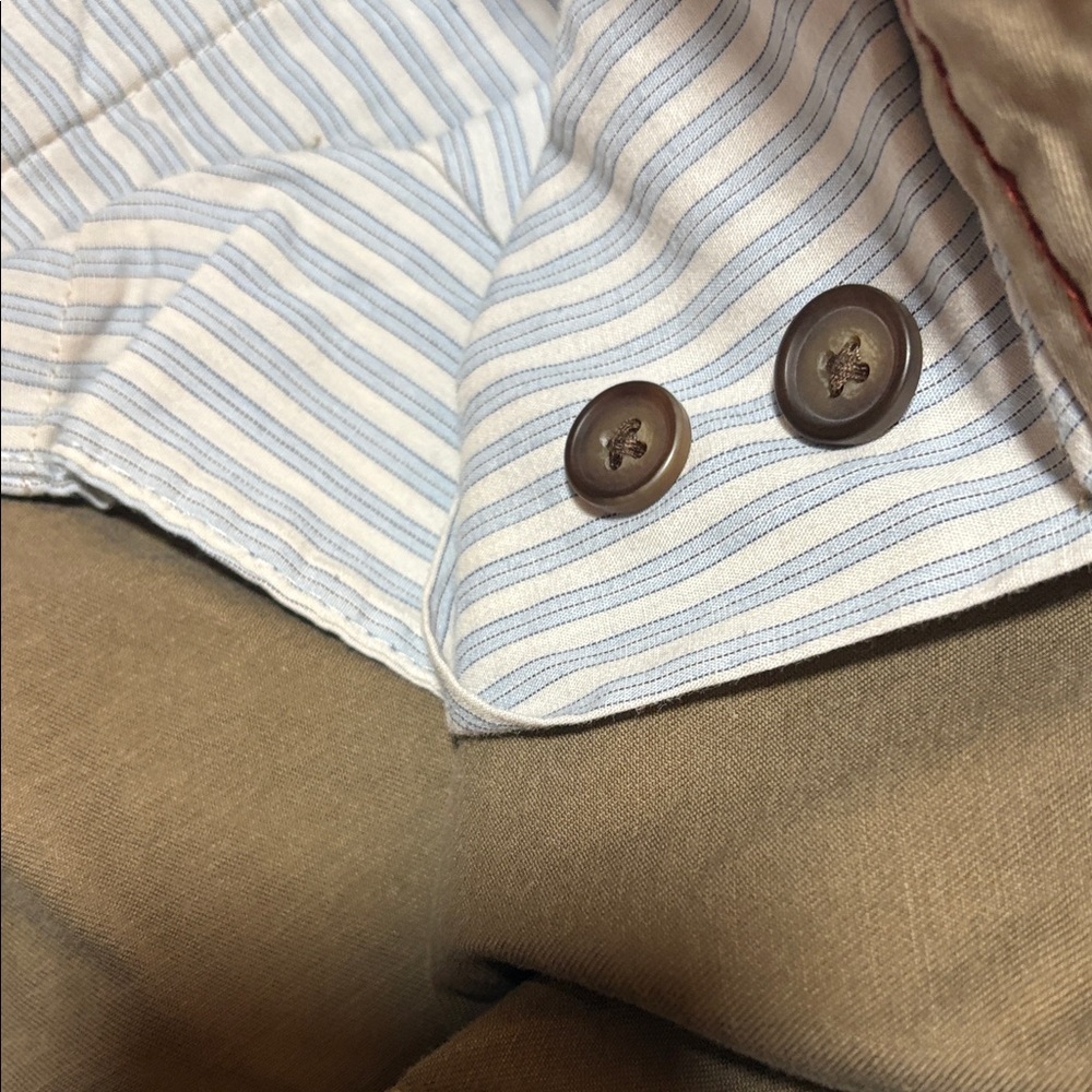 Izod Men's Khaki Chinos 38/32 - Picture 4 of 7